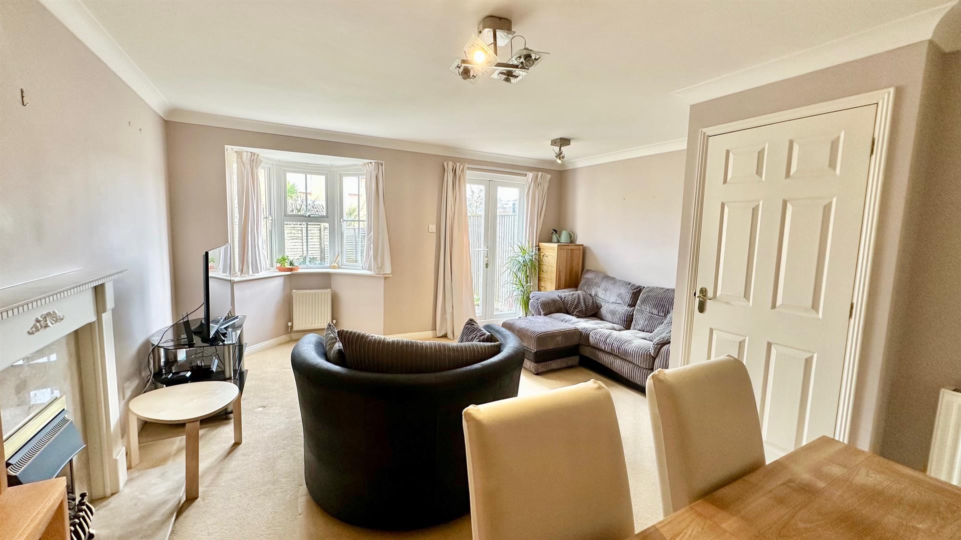 3 bed property in Ticehurst Close, Hastings